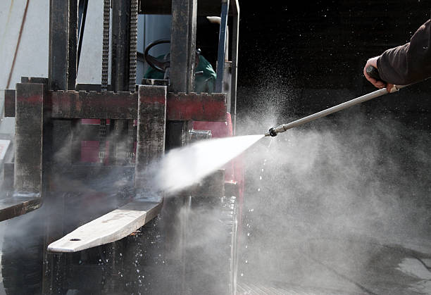 Best Playground Equipment Cleaning  in New Hartford Center, CT